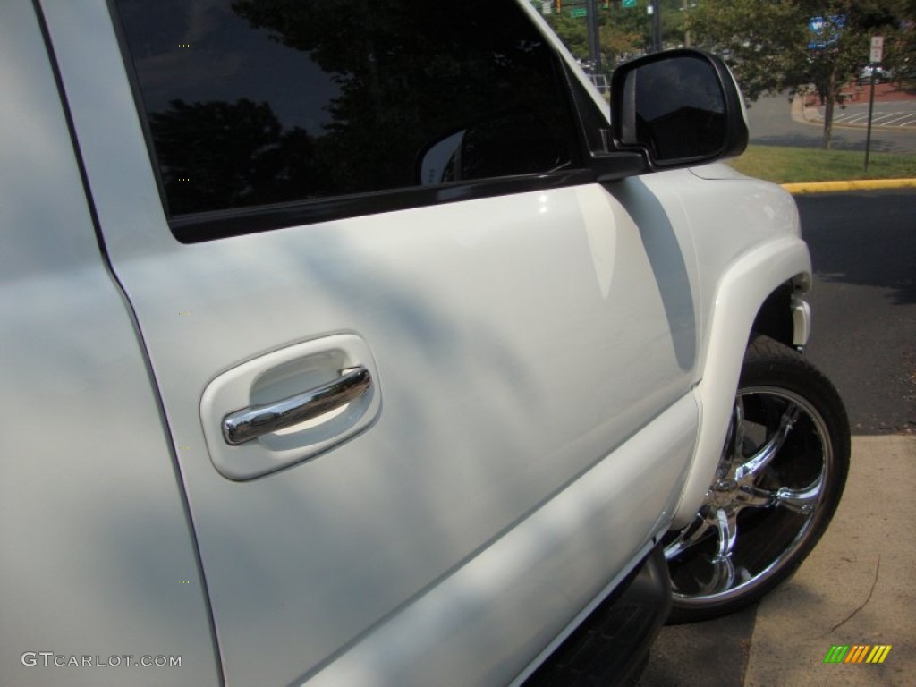 2005 Tahoe LT 4x4 - Summit White / Tan/Neutral photo #23