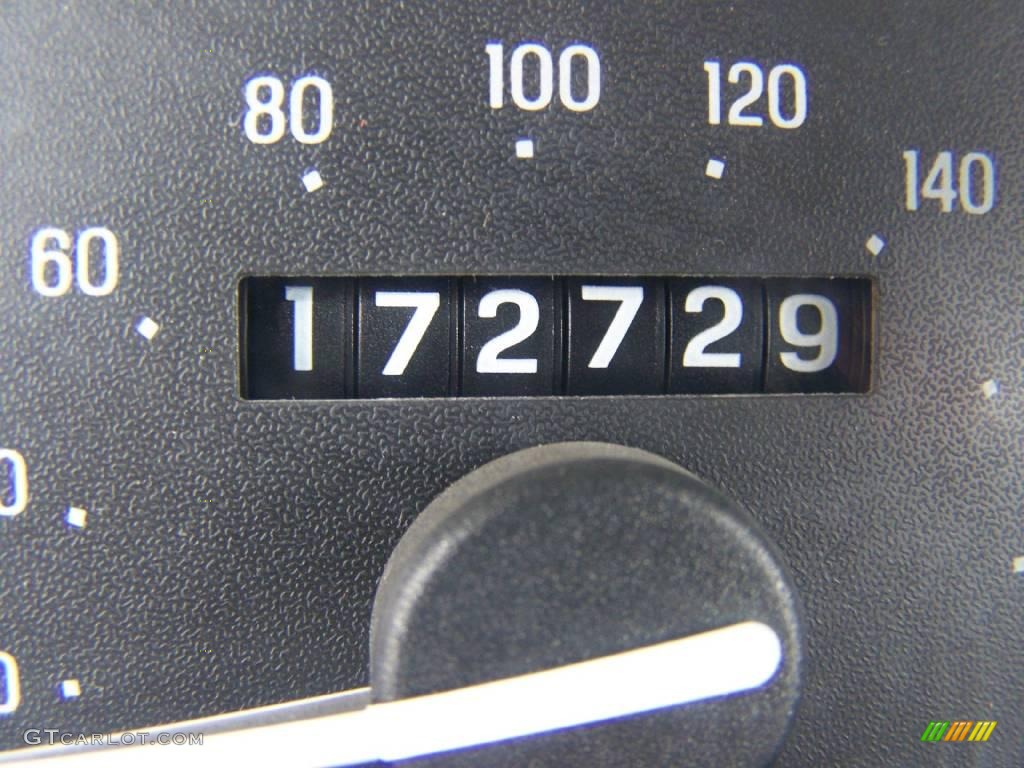 1997 B-Series Truck B2300 SE Regular Cab - Oxford White / Gray photo #13