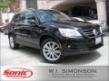 Deep Black Metallic - Tiguan SE 4Motion Photo No. 1
