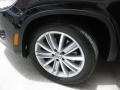 Deep Black Metallic - Tiguan SE 4Motion Photo No. 22