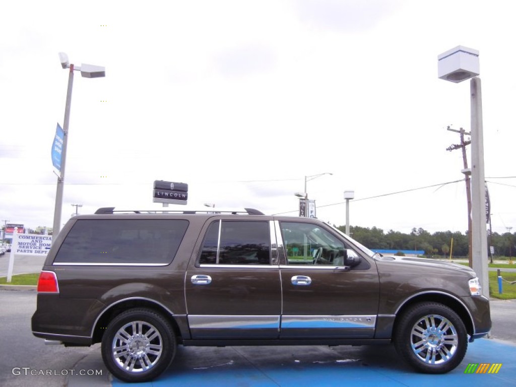 2008 Navigator L Elite - Stone Green Metallic / Stone photo #6