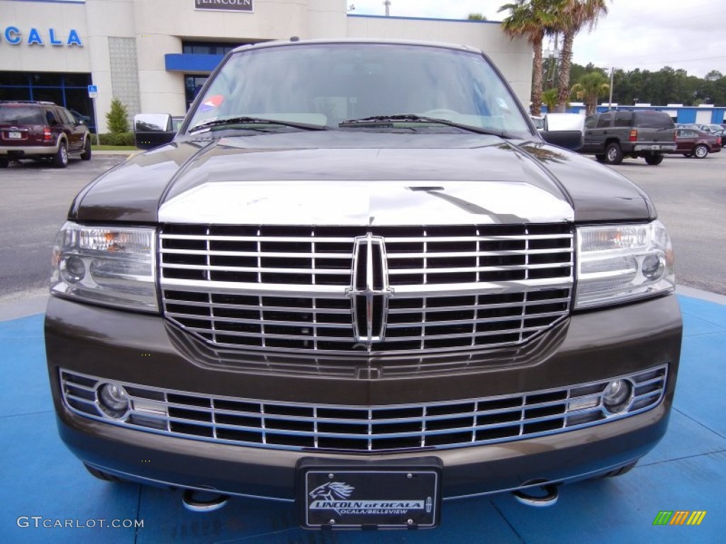 2008 Navigator L Elite - Stone Green Metallic / Stone photo #8