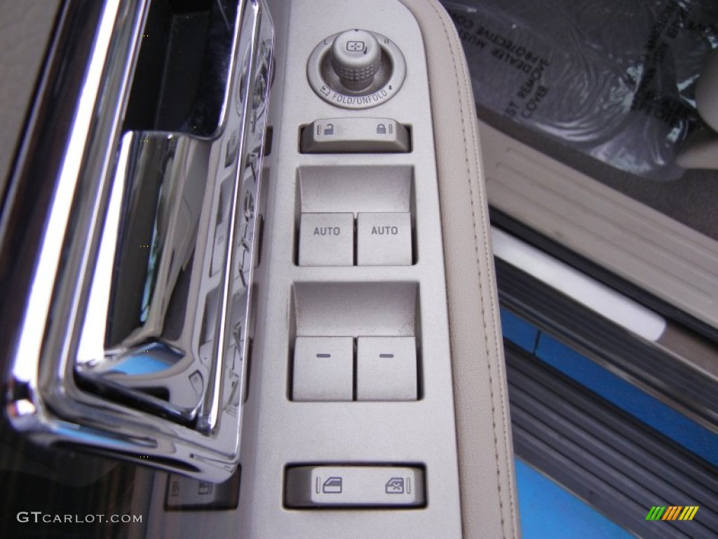 2008 Navigator L Elite - Stone Green Metallic / Stone photo #13