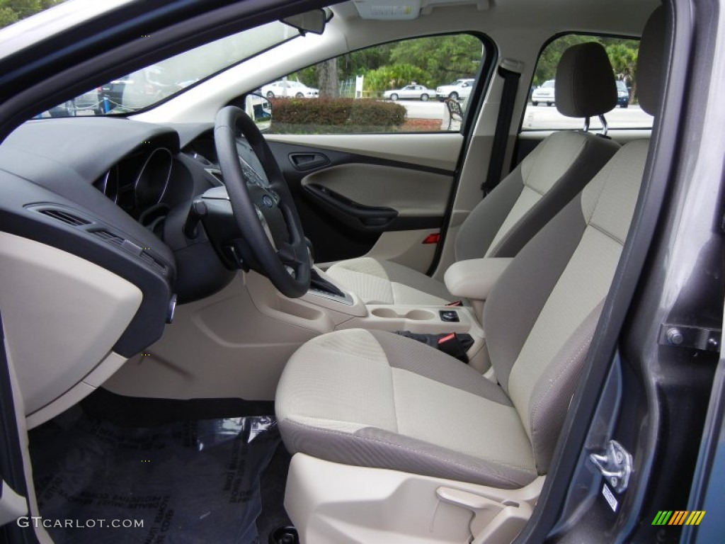 2012 Focus SE Sedan - Sterling Grey Metallic / Stone photo #5