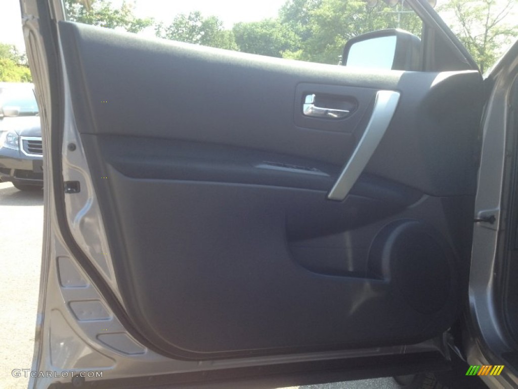 2011 Rogue S AWD - Platinum Graphite / Black photo #19
