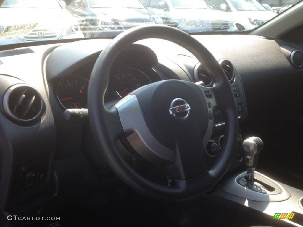 2011 Rogue S AWD - Platinum Graphite / Black photo #21
