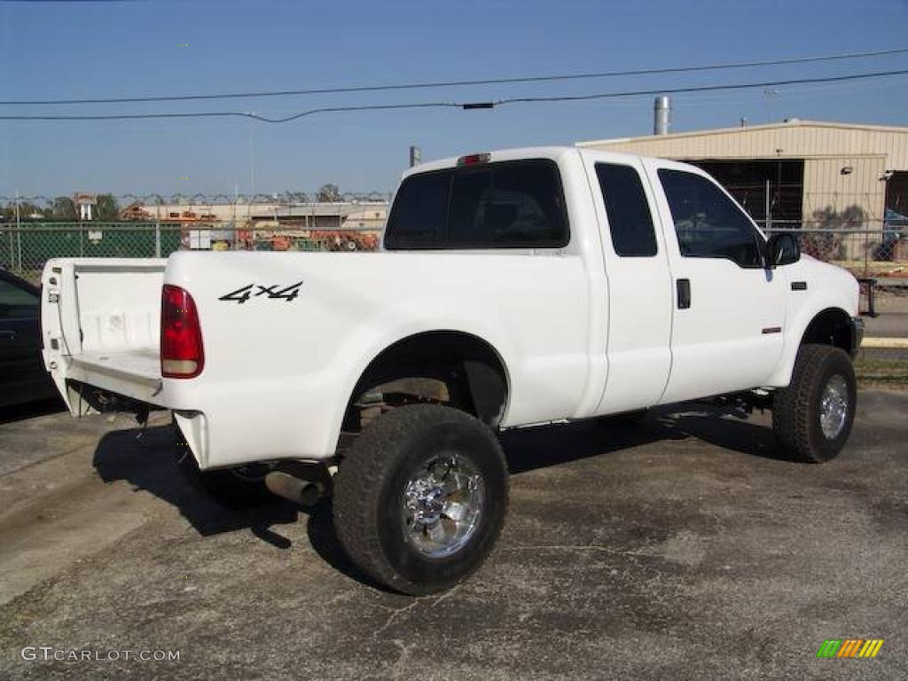 2004 F250 Super Duty XLT SuperCab 4x4 - Oxford White / Medium Flint photo #6