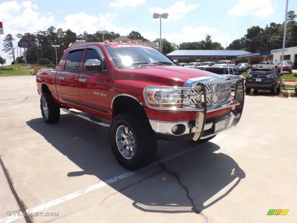 2006 Ram 1500 SLT Mega Cab 4x4 - Flame Red / Medium Slate Gray photo #7