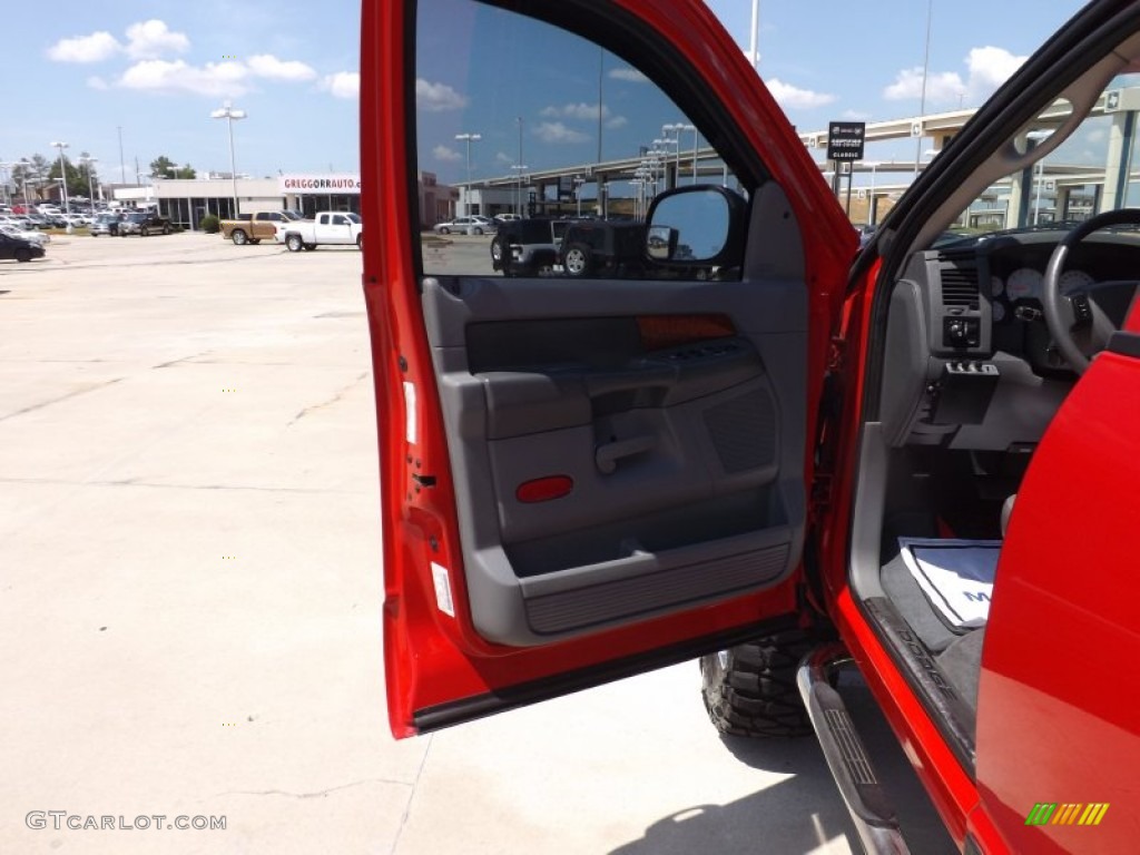 2006 Ram 1500 SLT Mega Cab 4x4 - Flame Red / Medium Slate Gray photo #17