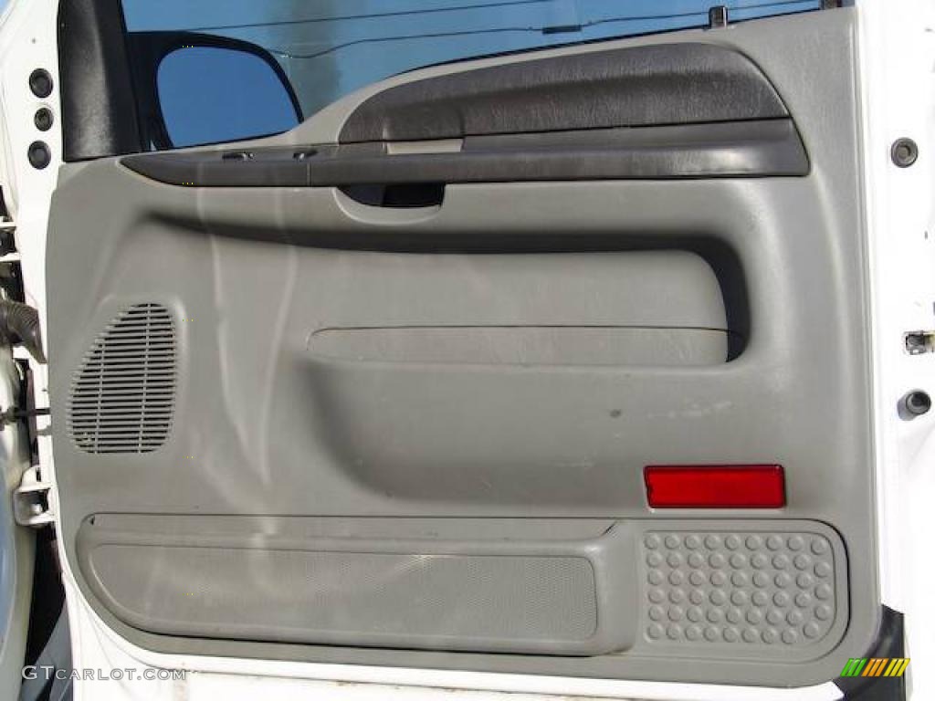 2004 F250 Super Duty XLT SuperCab 4x4 - Oxford White / Medium Flint photo #30