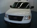 2005 Oxford White Ford Expedition XLS 4x4  photo #2