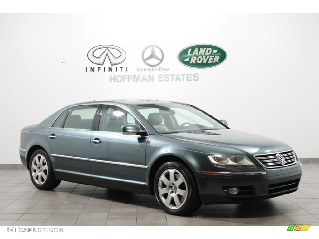 2004 Phaeton V8 4Motion Sedan - Coucou Grey / Anthracite photo #1