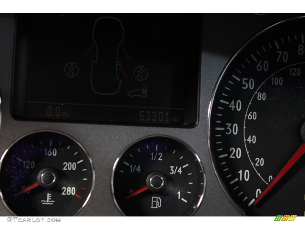 2004 Phaeton V8 4Motion Sedan - Coucou Grey / Anthracite photo #26