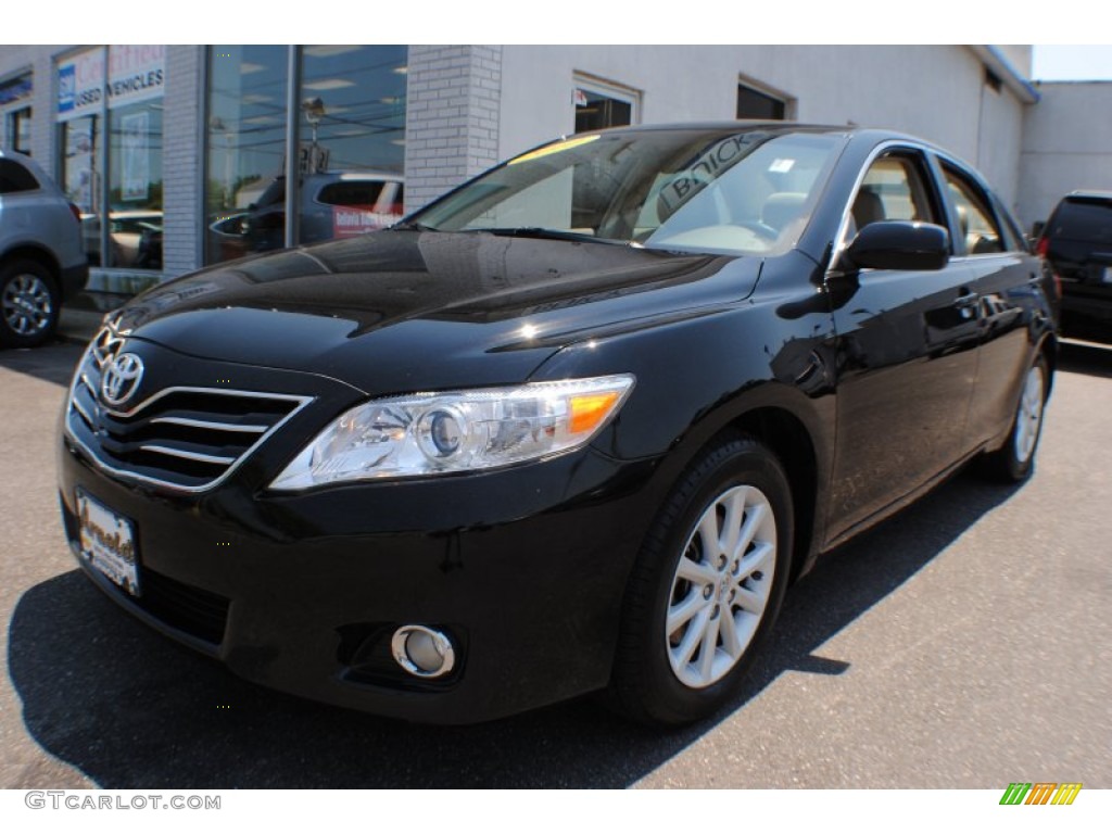 2010 Camry XLE V6 - Black / Ash Gray photo #1