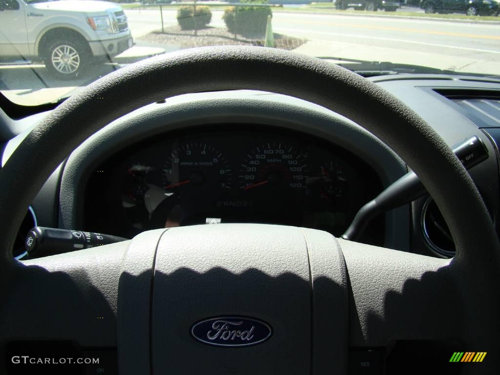 2005 F150 XLT SuperCab - Medium Wedgewood Blue Metallic / Medium Flint Grey photo #14