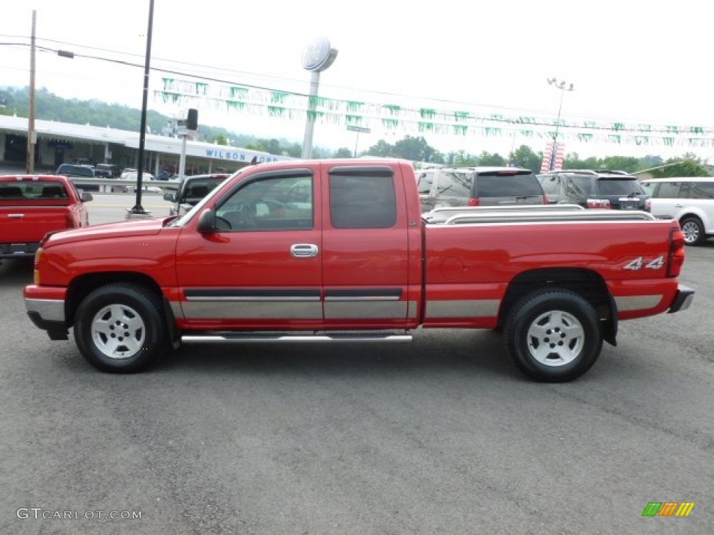 2006 Silverado 1500 LT Extended Cab 4x4 - Victory Red / Dark Charcoal photo #4