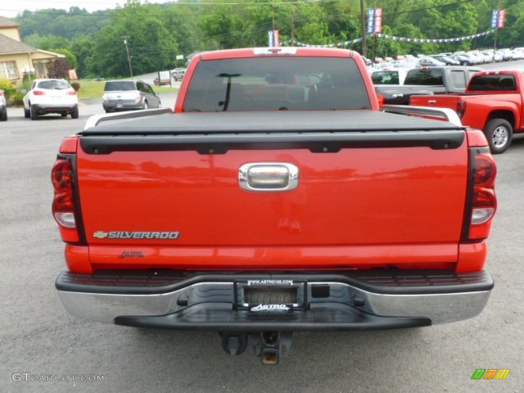 2006 Silverado 1500 LT Extended Cab 4x4 - Victory Red / Dark Charcoal photo #6