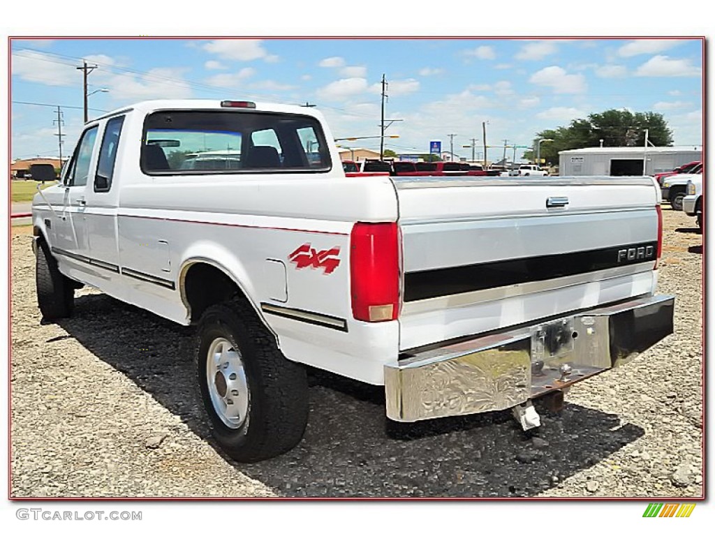 1995 F250 XLT Extended Cab 4x4 - Oxford White / Red photo #5