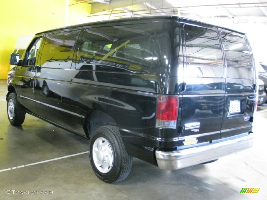 2007 E Series Van E350 Super Duty XLT Passenger - Black / Medium Flint Grey photo #3