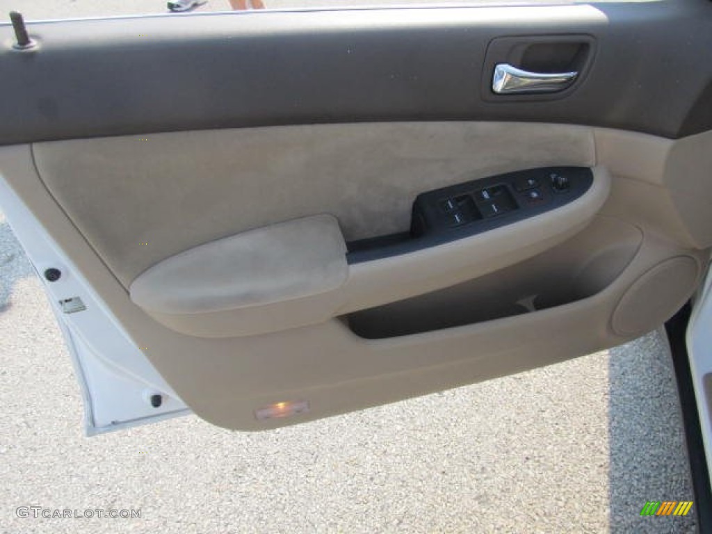 2003 Accord LX Sedan - Taffeta White / Ivory photo #8