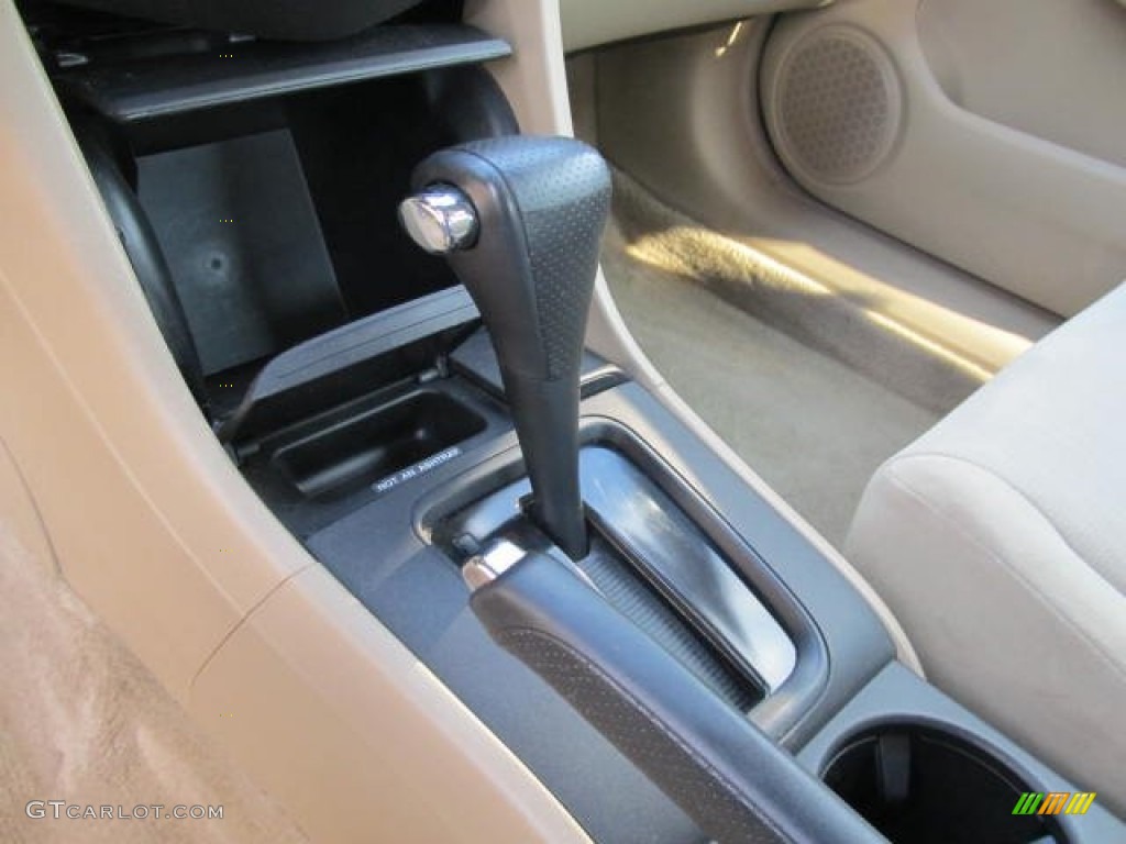 2003 Accord LX Sedan - Taffeta White / Ivory photo #13