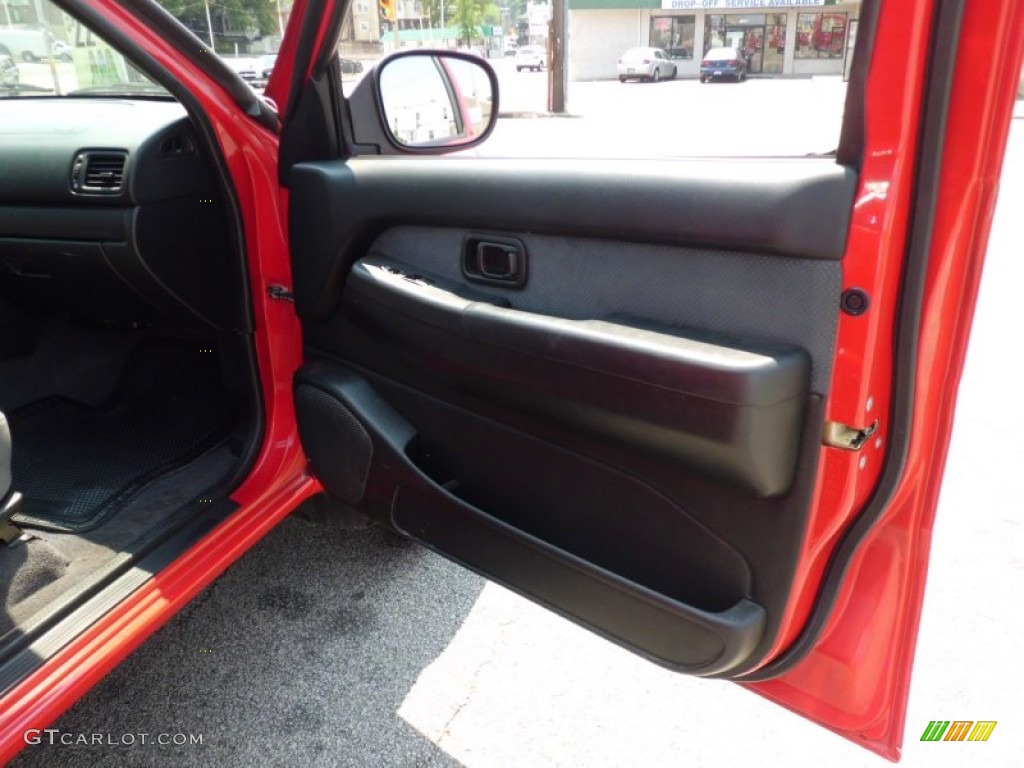 2001 Pathfinder SE 4x4 - Crimson Blaze Red / Charcoal photo #34