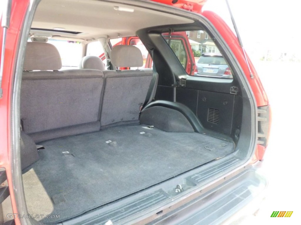 2001 Pathfinder SE 4x4 - Crimson Blaze Red / Charcoal photo #36