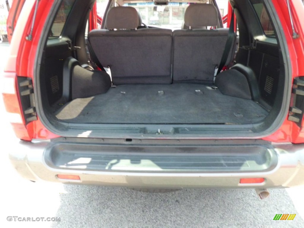 2001 Pathfinder SE 4x4 - Crimson Blaze Red / Charcoal photo #37