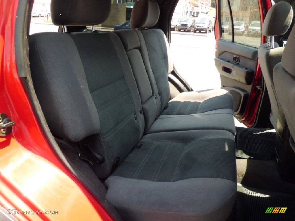 2001 Pathfinder SE 4x4 - Crimson Blaze Red / Charcoal photo #41