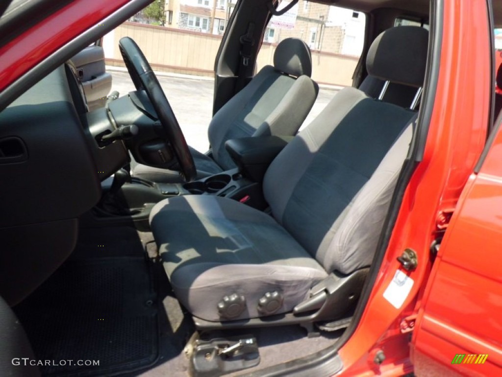 2001 Pathfinder SE 4x4 - Crimson Blaze Red / Charcoal photo #54