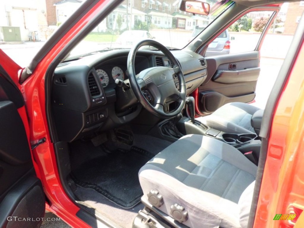 2001 Pathfinder SE 4x4 - Crimson Blaze Red / Charcoal photo #56