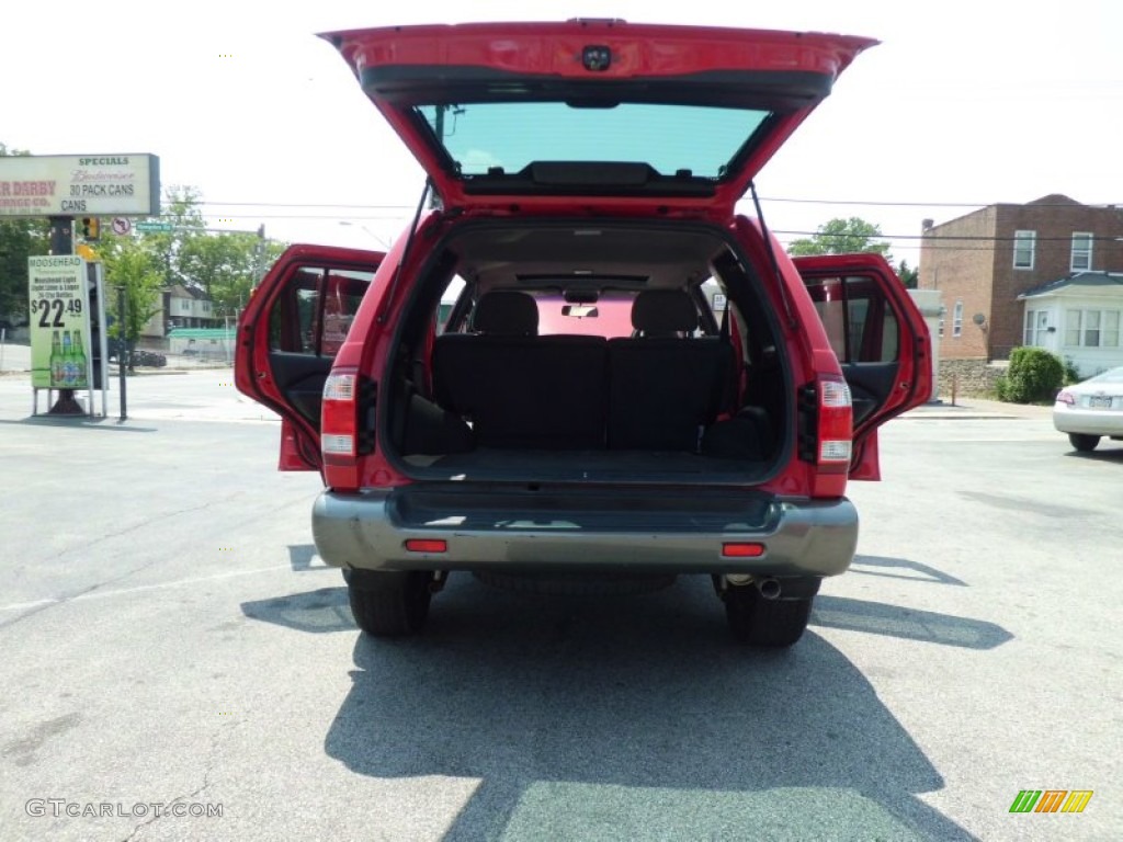 2001 Pathfinder SE 4x4 - Crimson Blaze Red / Charcoal photo #78