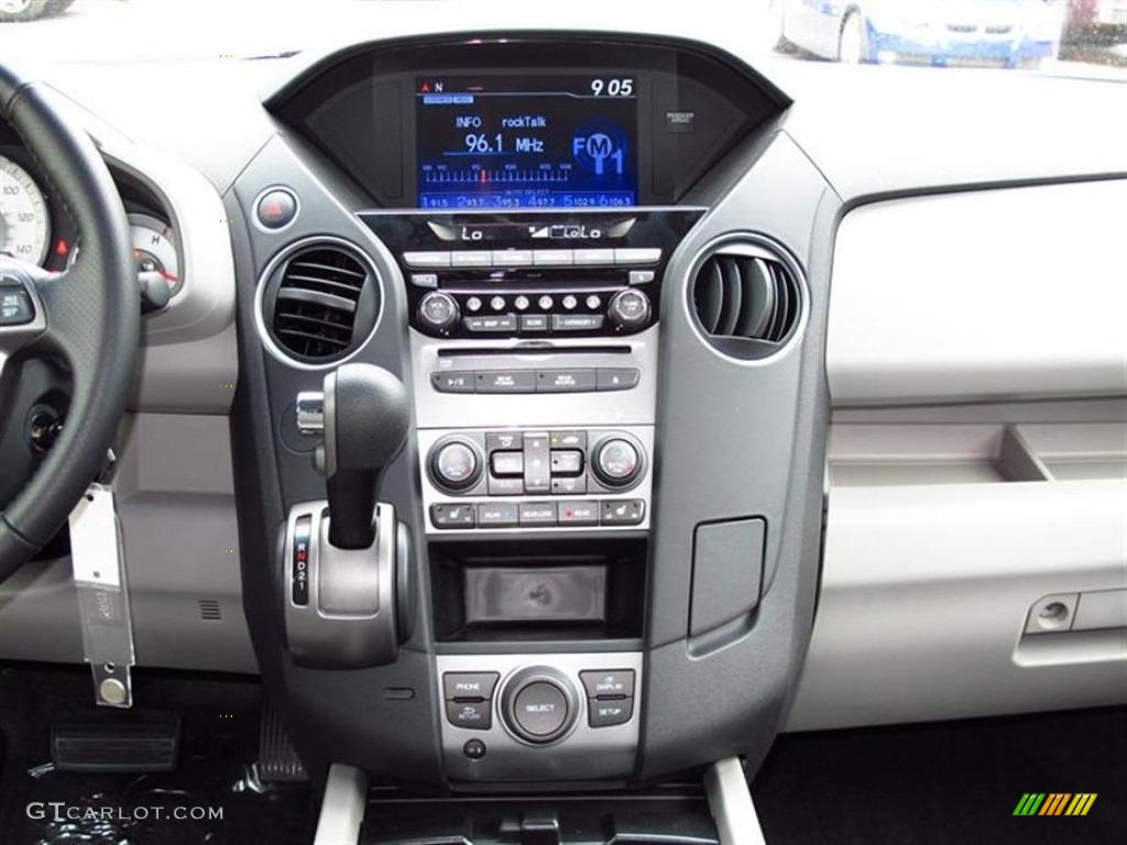 2012 Honda Pilot EX-L Controls Photo #66989344