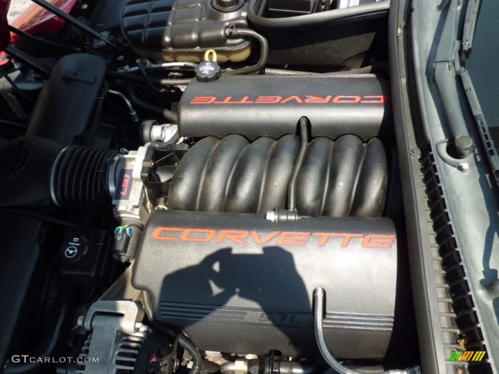 2004 Chevrolet Corvette Coupe 5.7 Liter OHV 16-Valve LS1 V8 Engine Photo #66989474
