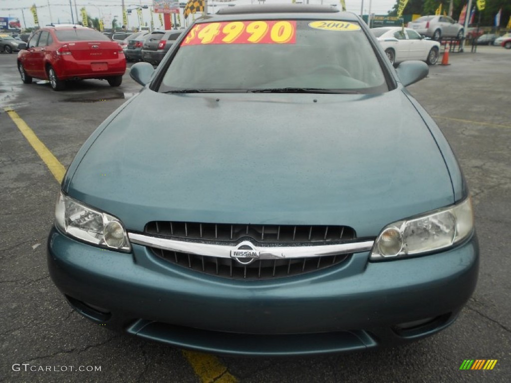 2001 Altima GLE - Opal Blue Metallic / Dusk photo #2