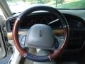 2002 White Pearescent Tri-Coat Lincoln Continental   photo #15