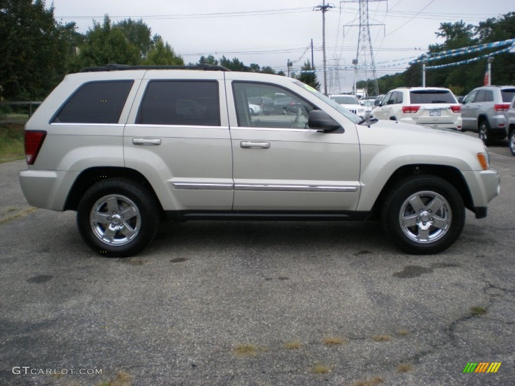 2007 Grand Cherokee Limited 4x4 - Light Graystone Pearl / Dark Khaki/Light Graystone photo #4