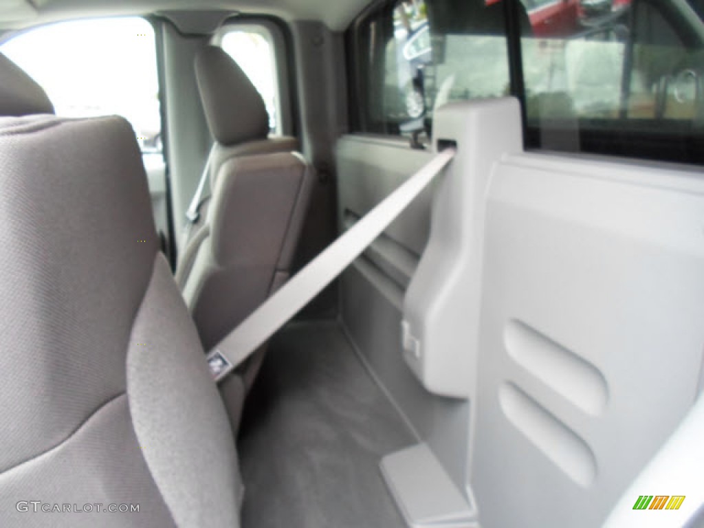 2005 F150 XLT Regular Cab - Aspen Green Metallic / Medium Flint Grey photo #11