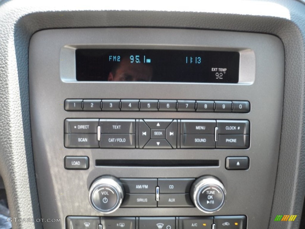 2013 Ford Mustang GT Coupe Audio System Photo #66995728