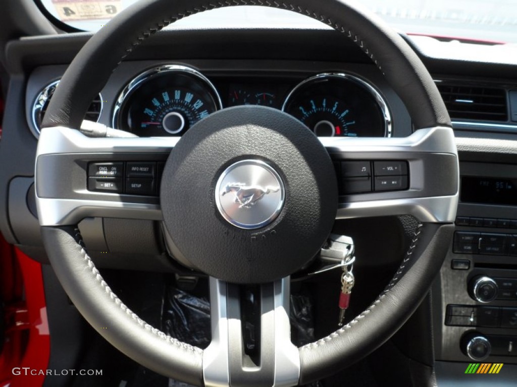 2013 Ford Mustang GT Coupe Charcoal Black Steering Wheel Photo #66995752