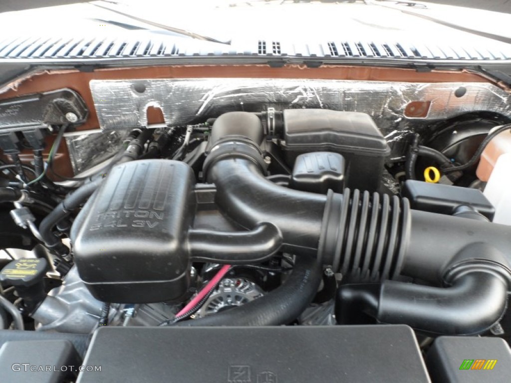 2012 Ford Expedition XLT Engine Photos