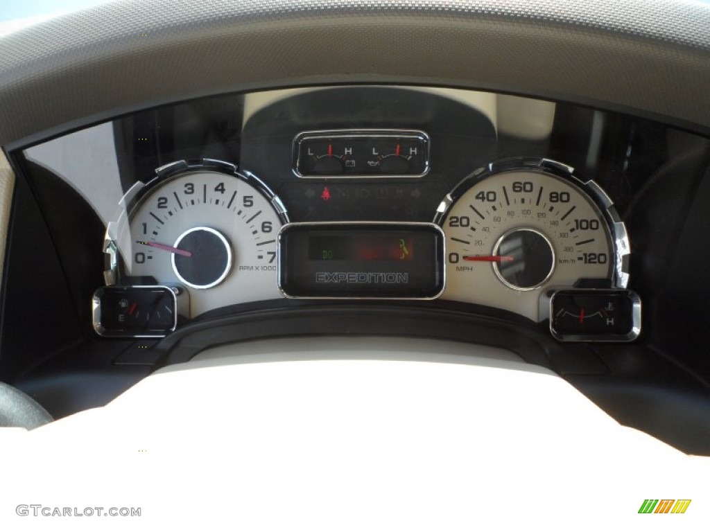2012 Ford Expedition XLT Gauges Photos