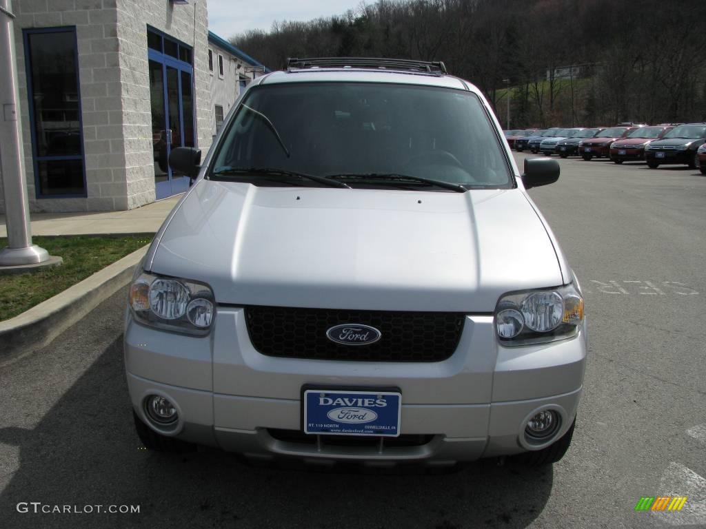 2006 Escape Limited 4WD - Silver Metallic / Ebony Black photo #4