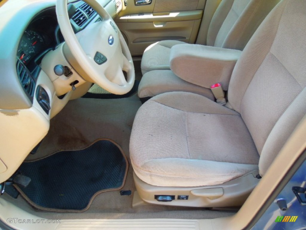Medium Parchment Interior 2000 Ford Taurus SES Photo #67000573