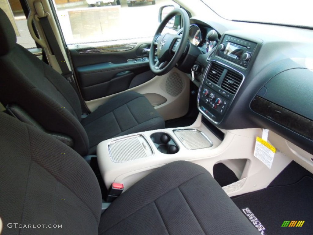 2012 Grand Caravan SXT - Dark Charcoal Pearl / Black/Light Graystone photo #22