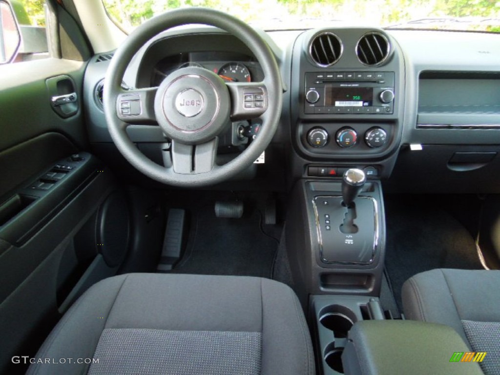 2012 Patriot Sport - Copperhead Orange Pearl / Dark Slate Gray photo #16