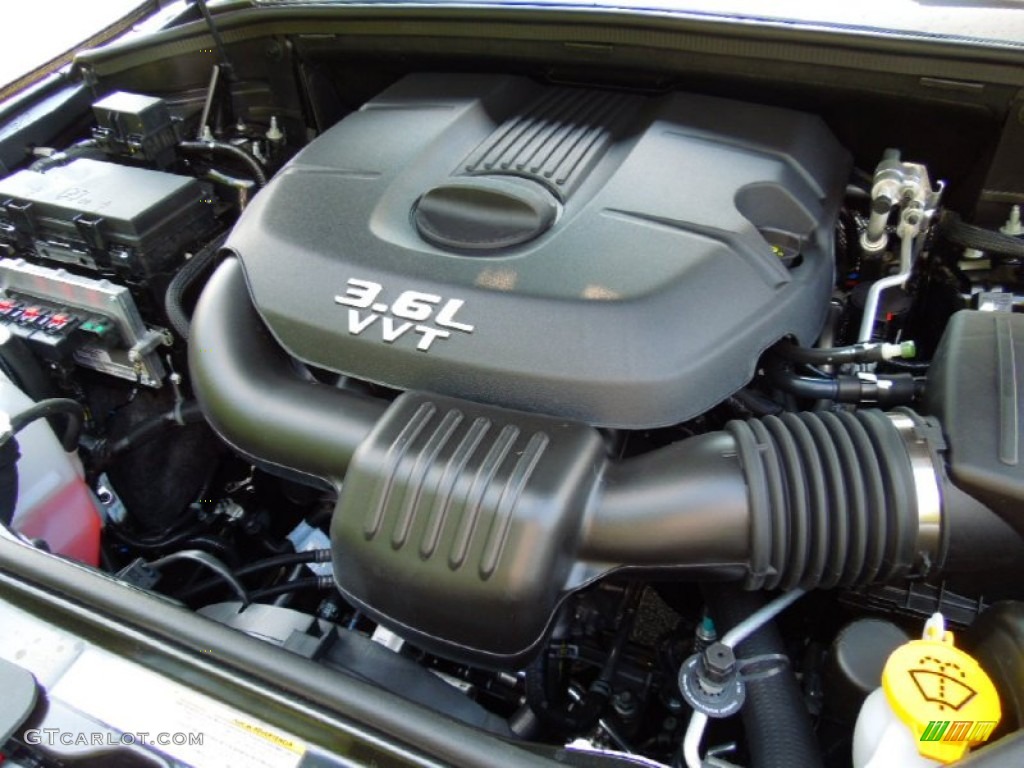 2012 Jeep Grand Cherokee Altitude Engine Photos