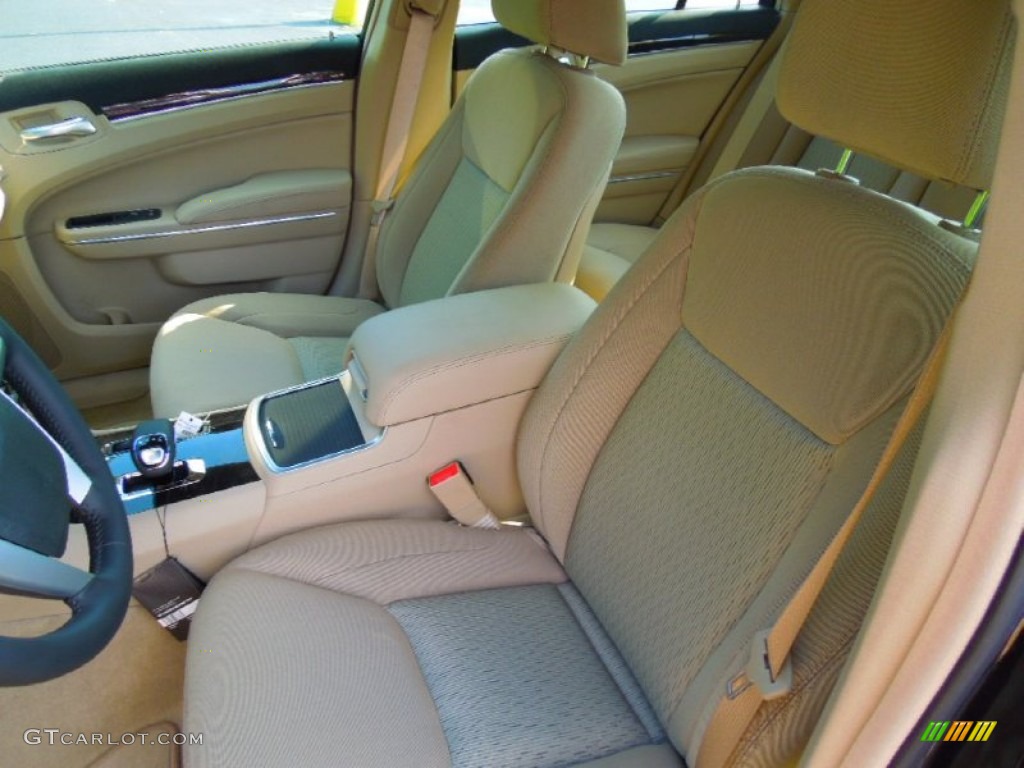 Black/Light Frost Beige Interior 2012 Chrysler 300 Standard 300 Model Photo #67005427