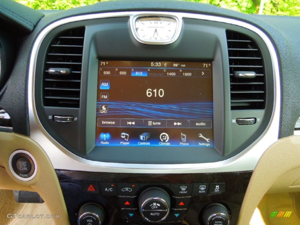 2012 Chrysler 300 Standard 300 Model Controls Photo #67005454