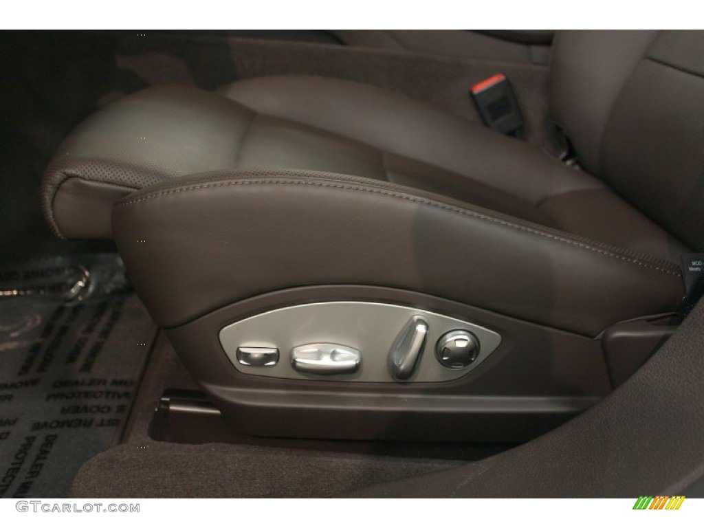 2012 Porsche Panamera 4 Controls Photo #67008367